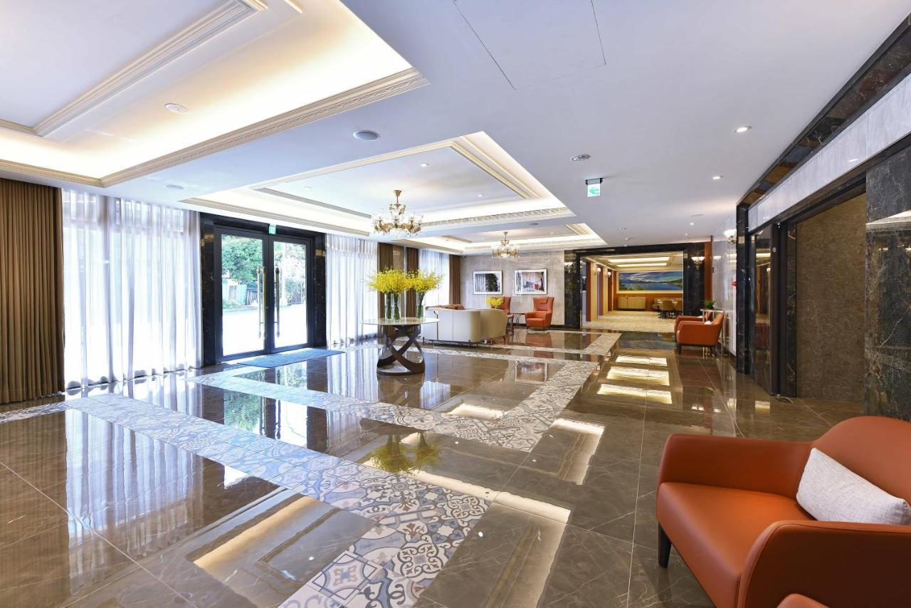 Fullon Poshtel - Shuili Hotel Buitenkant foto
