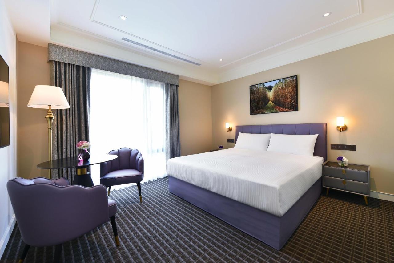 Fullon Poshtel - Shuili Hotel Buitenkant foto