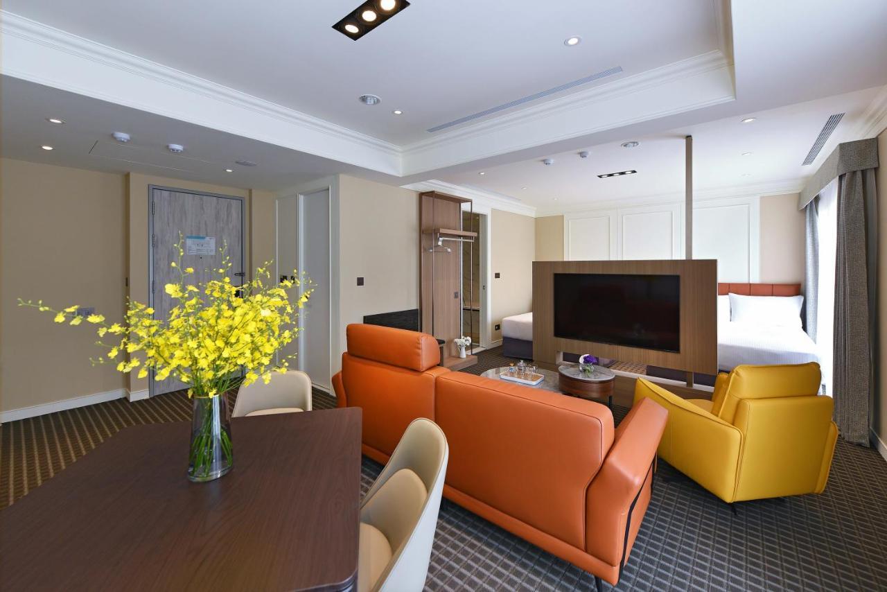 Fullon Poshtel - Shuili Hotel Buitenkant foto