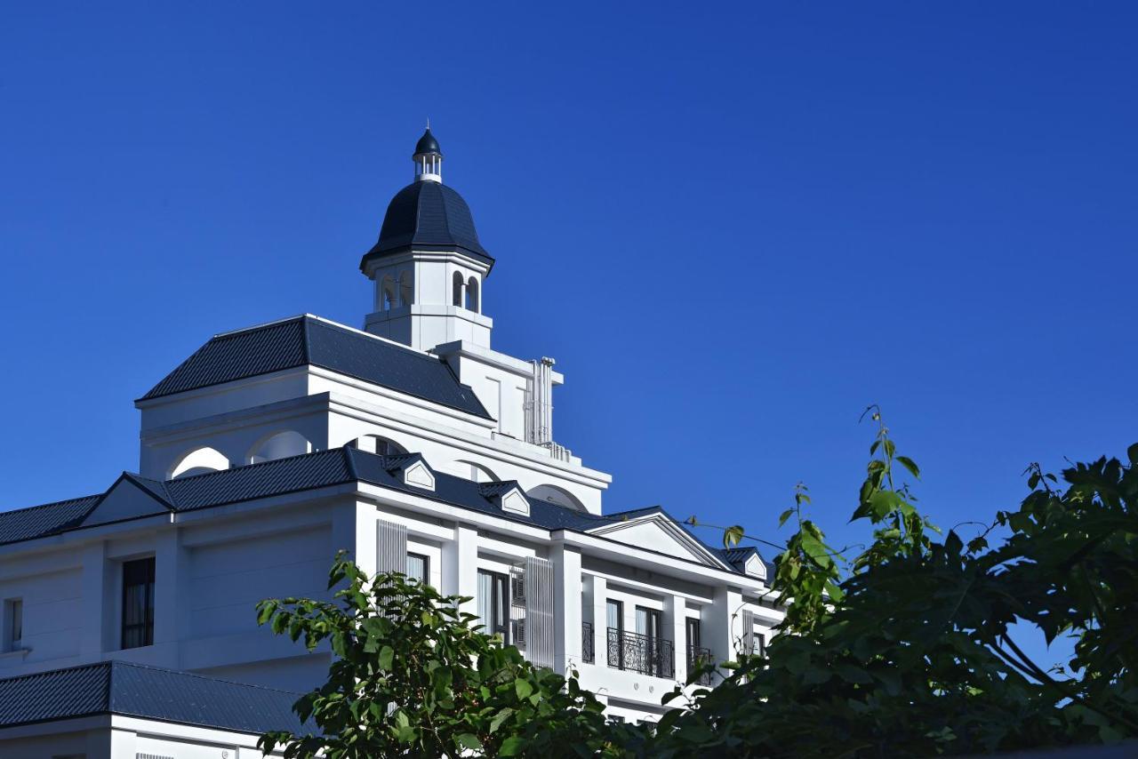 Fullon Poshtel - Shuili Hotel Buitenkant foto