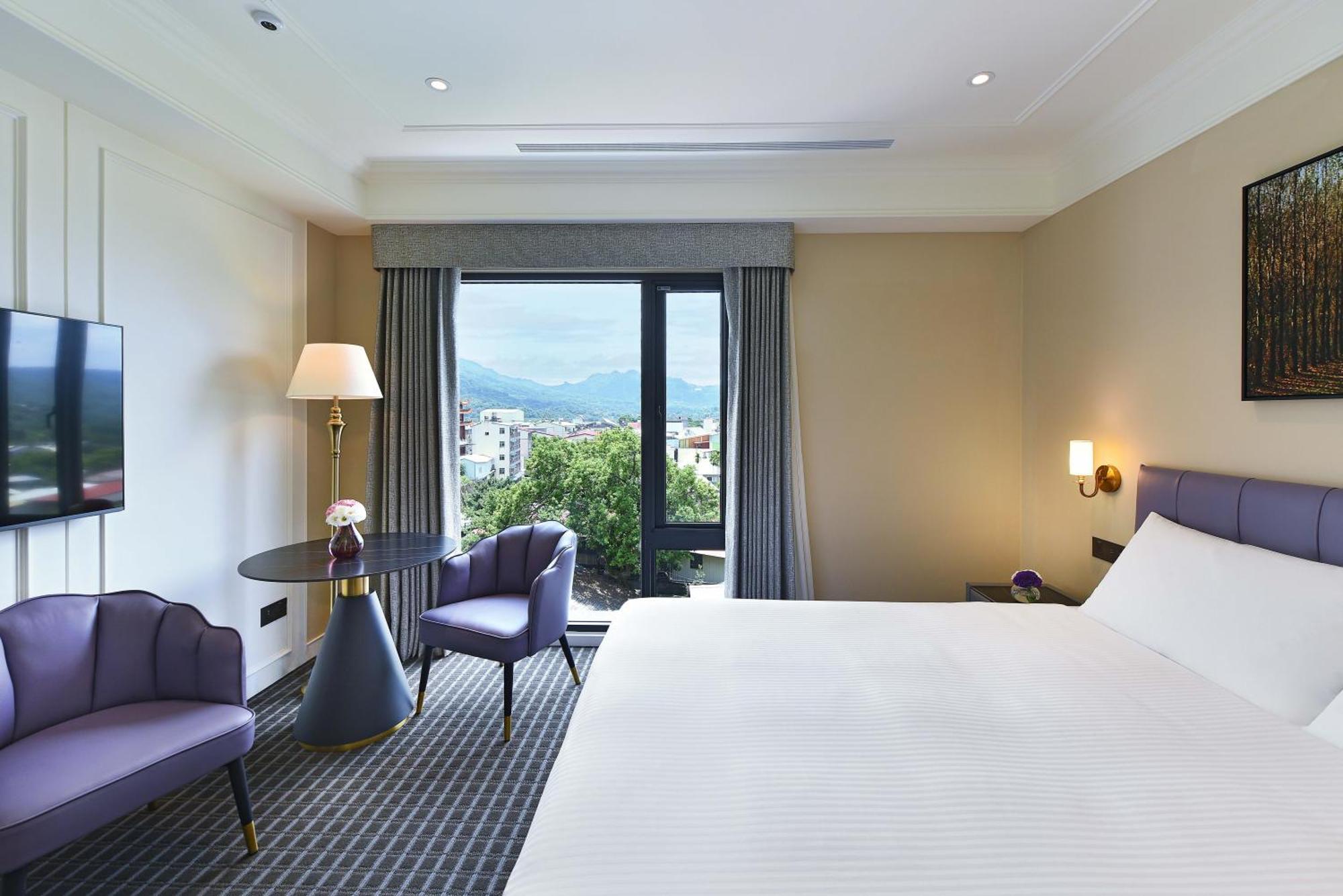 Fullon Poshtel - Shuili Hotel Buitenkant foto